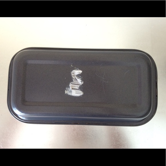 8.5" x 4.5" x 2.5" Loaf Pan (Gift with Purchase) - Picture 4 of 11